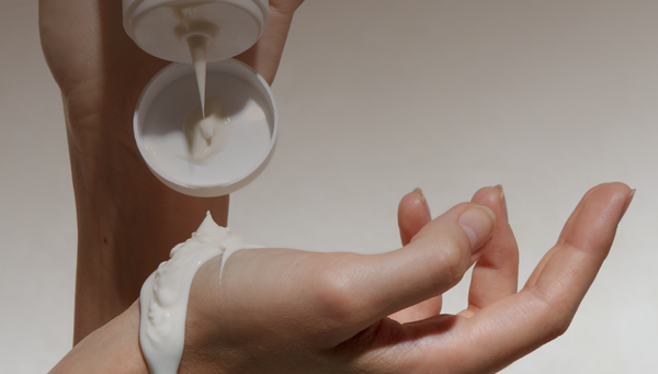 Enthülle das Geheimnis strahlender Haut: Deine ultimative Skincare-Routine